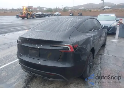 2025 Tesla Model 3 Long Range Rear-Wheel Drive/Standard из США, поврежденный, VIN 5YJ3E1EA8SF983763